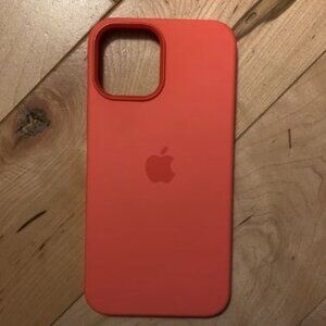 LIKE NEW Apple iPhone 12 ProMax Case w/ BRAND NEW MAGSAFE and BOX